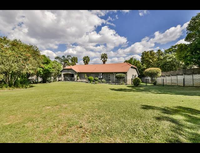4 BEDROOM HOUSE FOR SALE IN SANDOWN